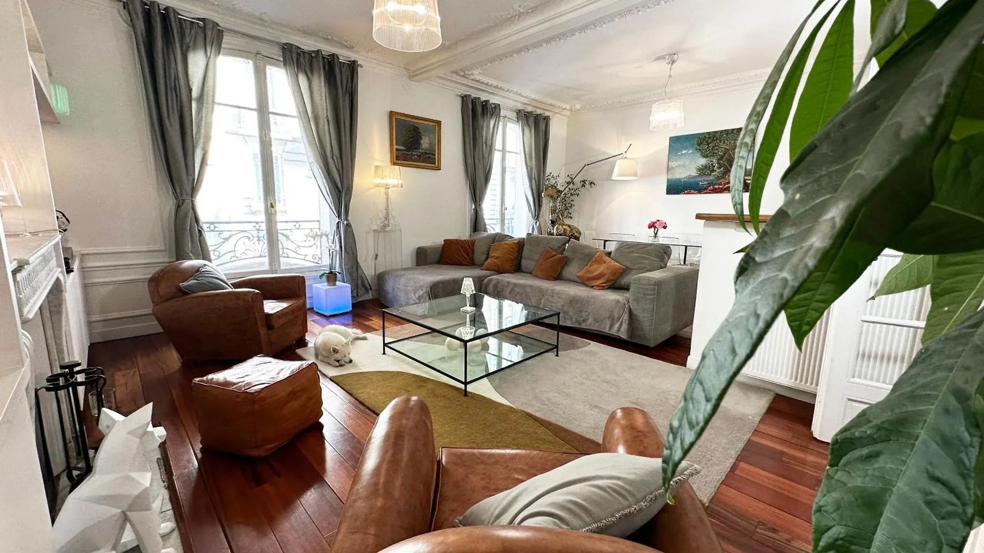 Appartement Spacieux Arc De Triomphe Parijs